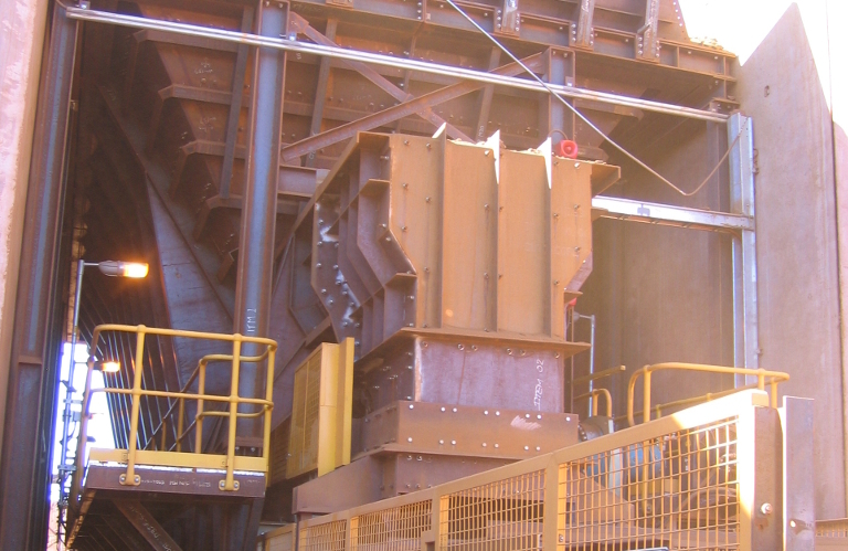 Crushing & Mining Equipment Pty Ltd - 17m Apron Feeders - Pilbara, AUS